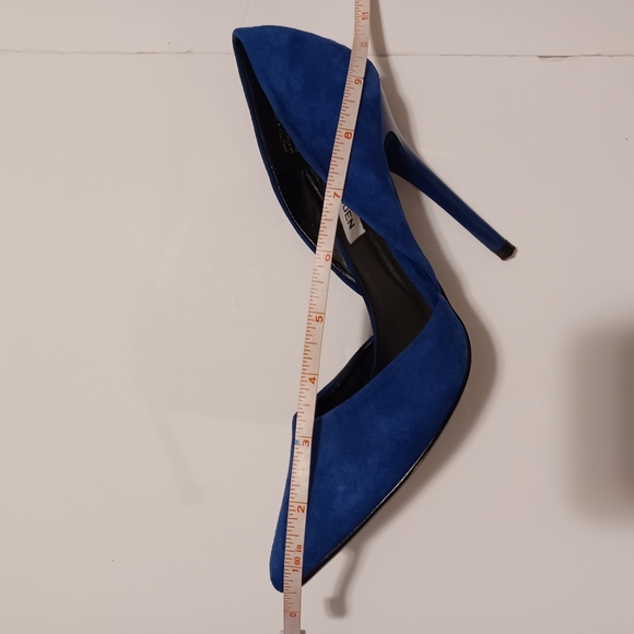 STEVE MADDEN Women's Blue Faux Suede High Heel Pumps. Size 6.5M - Picture 10 of 11